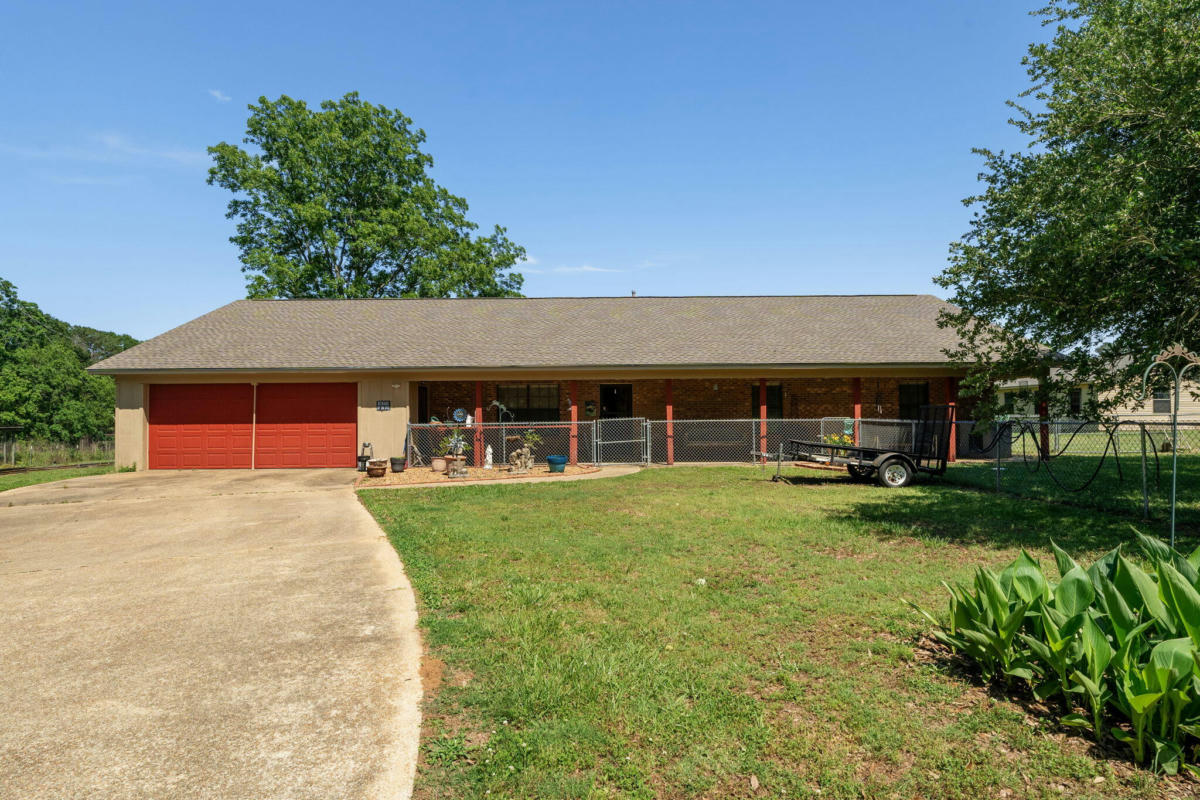 266 MCMELLON RD, MOUNT OLIVE, MS 39119, photo 1 of 38