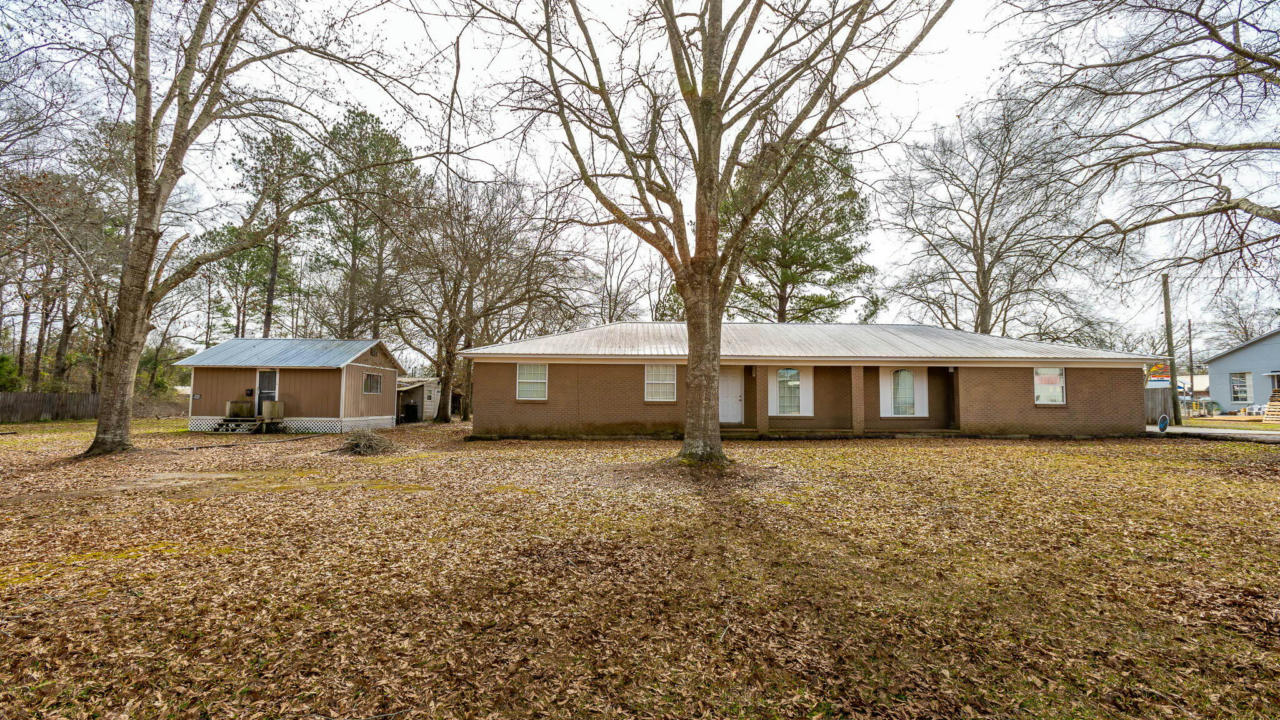 105 SYCAMORE AVE, RICHTON, MS 39476, photo 1 of 33