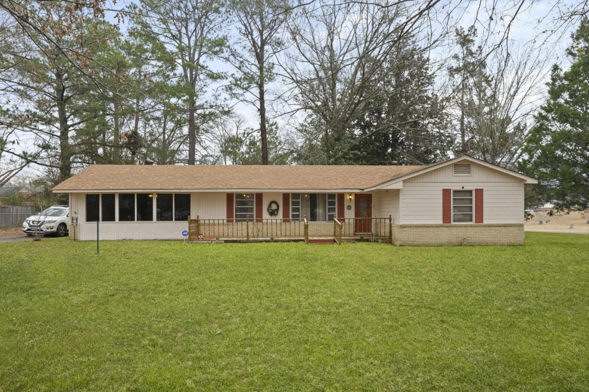 1002 S 5TH ST, COLLINS, MS 39428, photo 1 of 28
