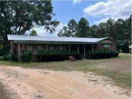 1303 BEAT 4 SHUBUTA RD, SHUBUTA, MS 39360 - Image 1