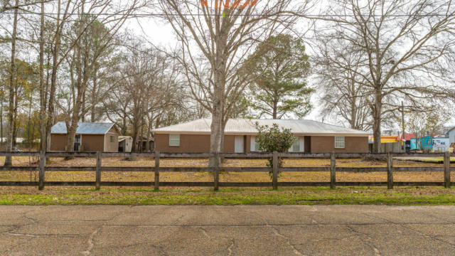 105 SYCAMORE AVE, RICHTON, MS 39476, photo 2 of 33